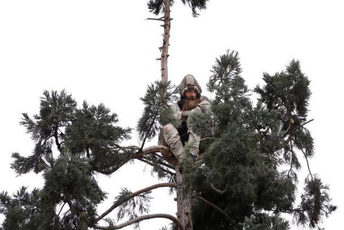 Viral star charged with malicious mischief, assault