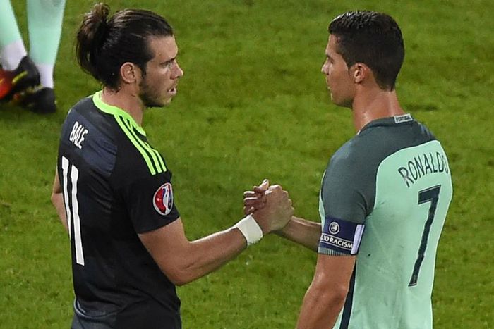 ___5234847___https:______static.pulse.com.gh___webservice___escenic___binary___5234847___2016___7___7___3___gareth-bale-and-cristiano-ronaldo_zx9xppwxore51hfp0qg23uig0_1