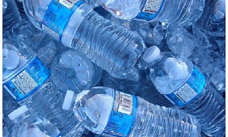 Expert warns against drinking bottled water exposed to excessive sunlight
