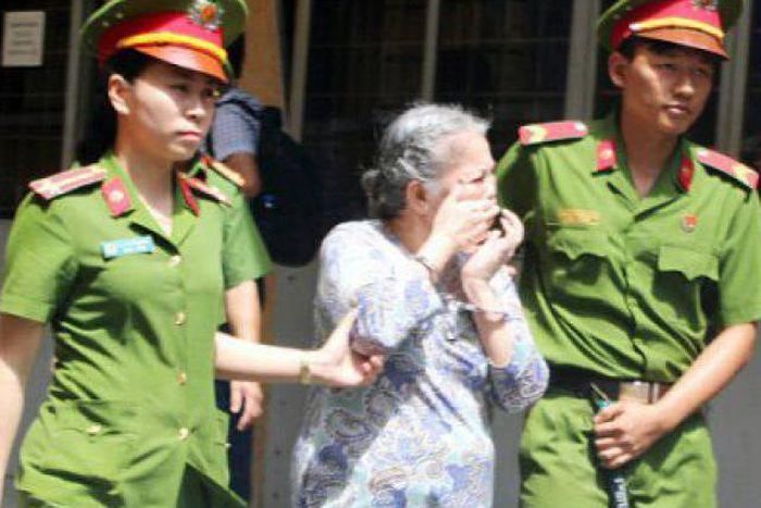 Vietnam court sentences Australian woman, 73, to death on heroin charges