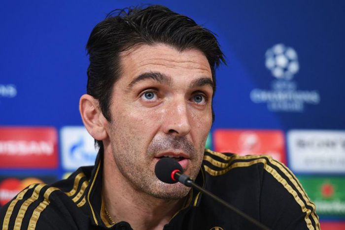 ___4717011___https:______static.pulse.com.gh___webservice___escenic___binary___4717011___2016___3___16___0___gianluigibuffon-cropped_u8rv85sribph1bm1kqrvnptfg_1