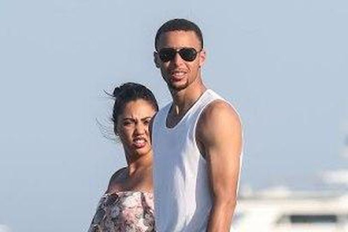 NBA star and his wife celebrates 5th wedding anniversary