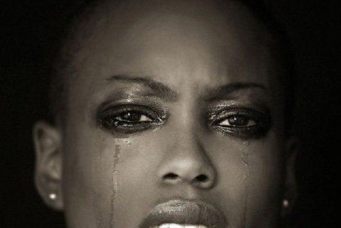 This sad woman needs to be free (Illustration)