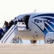 EgyptAir hijacker surrenders