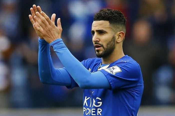Leicester City's Riyad Mahrez applauds fans after the game.  
Reuters / Darren Staples