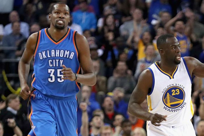 ___5226662___https:______static.pulse.com.gh___webservice___escenic___binary___5226662___2016___7___5___4___kevin-durant-draymond-green_1xomkm9ltxoas1h8uj125kau35_2