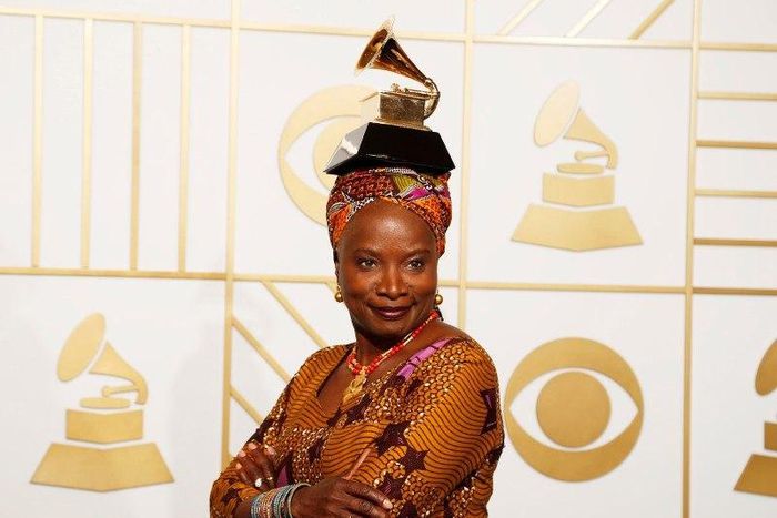 Musician Kidjo, African activists win human rights award