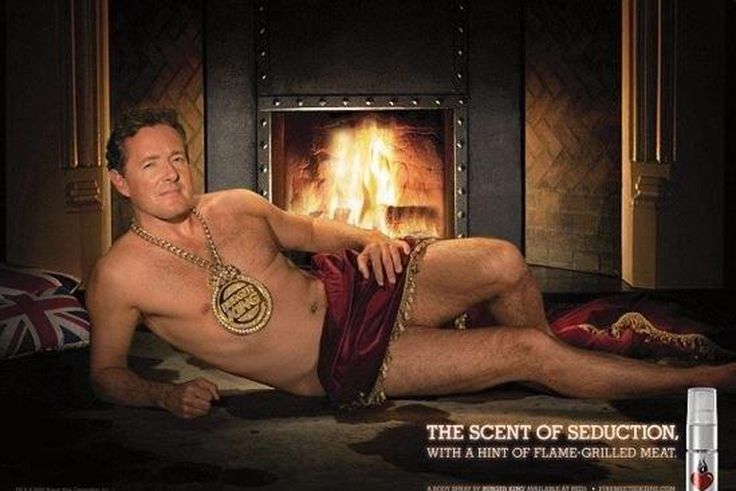 Piers Morgan semi nude selfie