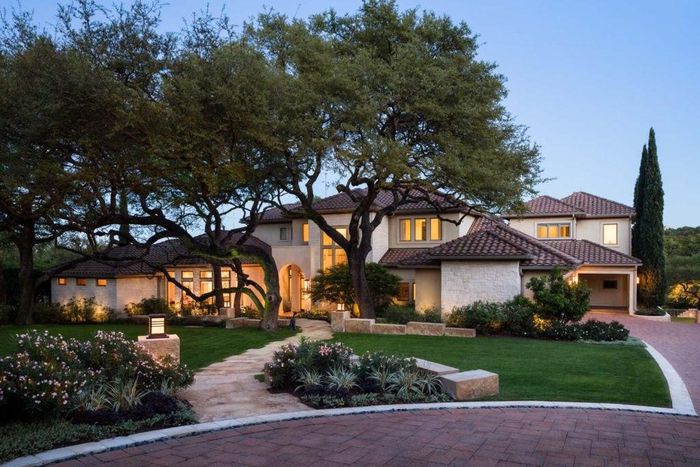 Tech entrepreneur's 3.5-acre luxury estate