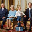 Prince Charles, Prince William, Prince George features in the 4 generations royal photoshoot