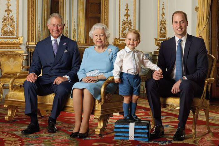 Prince Charles, Prince William, Prince George features in the 4 generations royal photoshoot