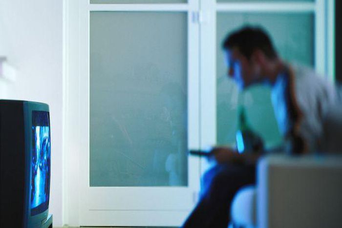 Abragh Mohamed discovers his wife, buried two years earlier, is alive