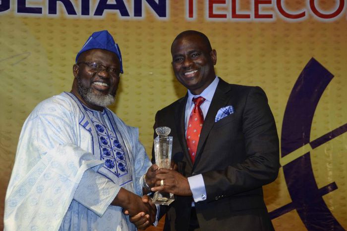 R-L, MD/CEO, Airtel Nigeria, Segun Ogunsanya while receiving the award for the Telecoms CEO of the Year from the Honourable Minister of Communications, Barrister Adebayo Shittu at the 2016 Nigeria Telecom Award held on Saturday in Lagos.