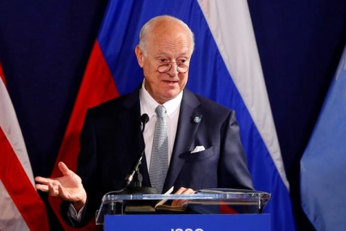 France says Aleppo corridors not a "credible response"