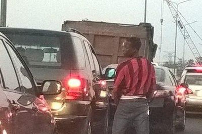 A man captured urinating on Ajah road