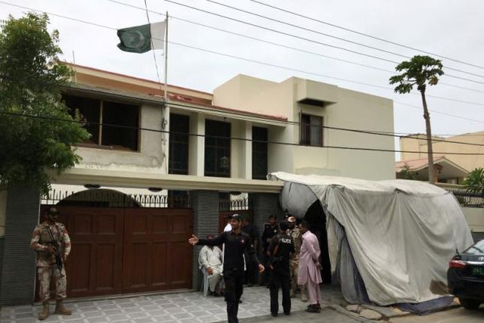 Kidnapped Pakistani judge's son found bound in chains