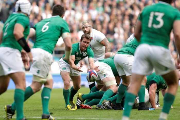 Rugby-Ireland's Reddan announces retirement