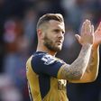 Arsenal's Wilshere rules out changing style to avoid injury