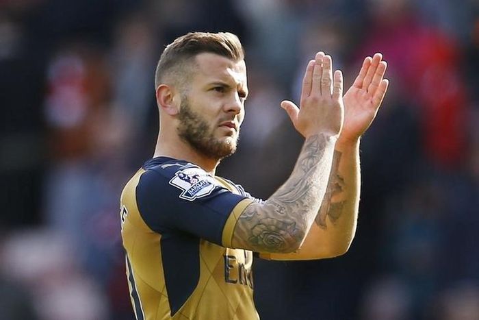 Arsenal's Wilshere rules out changing style to avoid injury