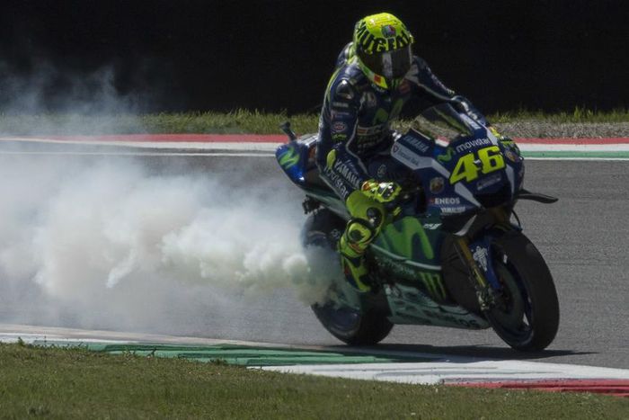 ___5107072___https:______static.pulse.com.gh___webservice___escenic___binary___5107072___2016___6___3___10___valentinorossi-cropped_1mda9fyljthi41e2krivjipsyi
