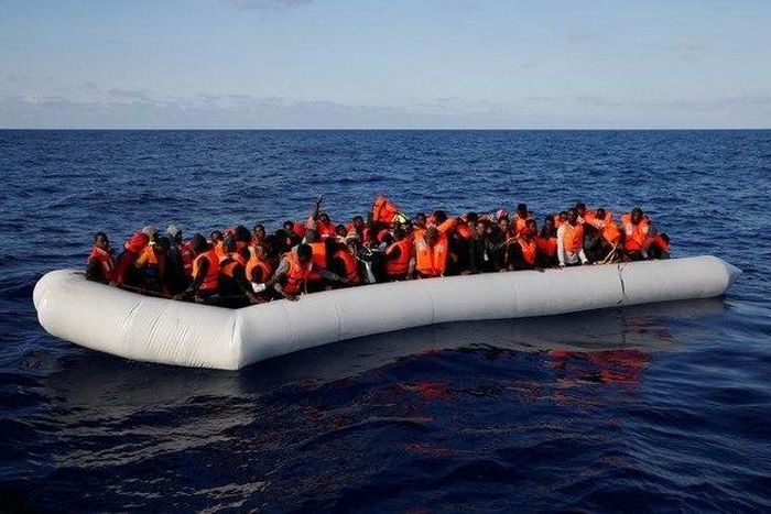 Italy rescues over 3,300 migrants over weekend