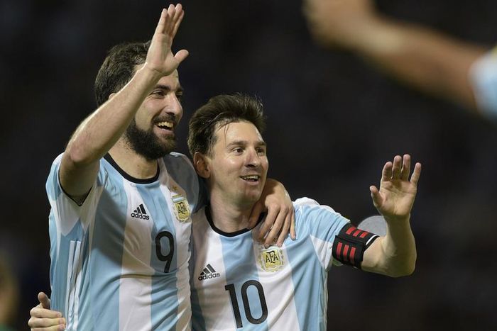 ___4859478___https:______static.pulse.com.gh___webservice___escenic___binary___4859478___2016___3___30___7___lionelmessi-cropped_1mcscmz3s9y1l1cf90v6xgfe6q_2