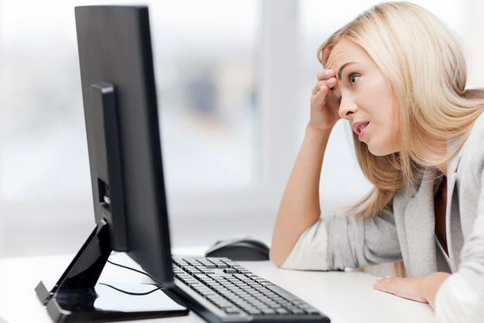 Work emails sent after work have now been banned in France