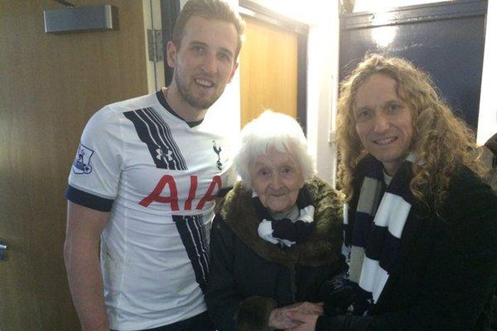 Harry Kane and Tottenham's oldest season ticket holder, Irene