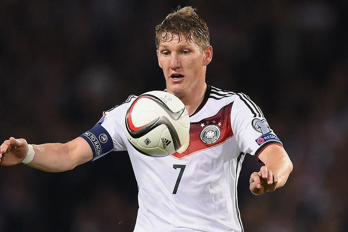 ___4237195___https:______static.pulse.com.gh___webservice___escenic___binary___4237195___2016___3___23___17___schweinsteiger-cropped_9xgnabiwxj5k1m2hkiyrtcg9r