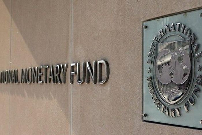 Egypt begins talks with IMF over $5 bln loan, minister says