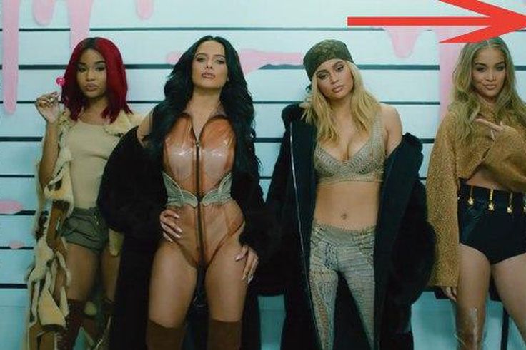 The Internet is confused about Kylie Jenner’s lip gloss advert