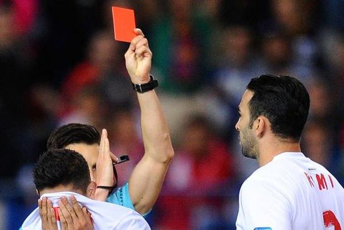 Swedish football player get 'Yellow card' for 'farting' and it is the weirdest thing EVER