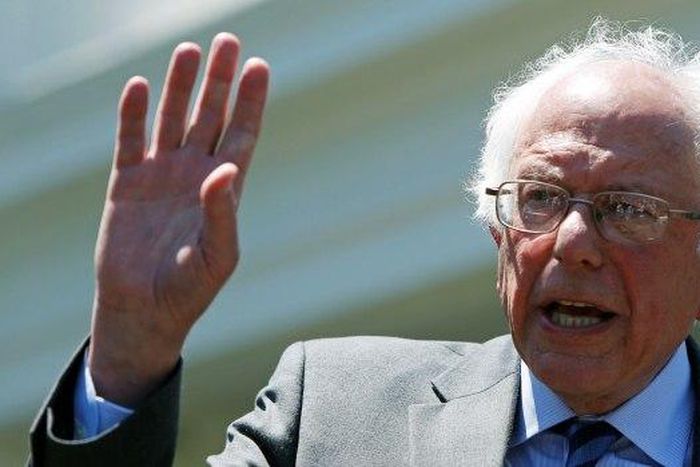 Sanders says will vote for Hillary Clinton for president