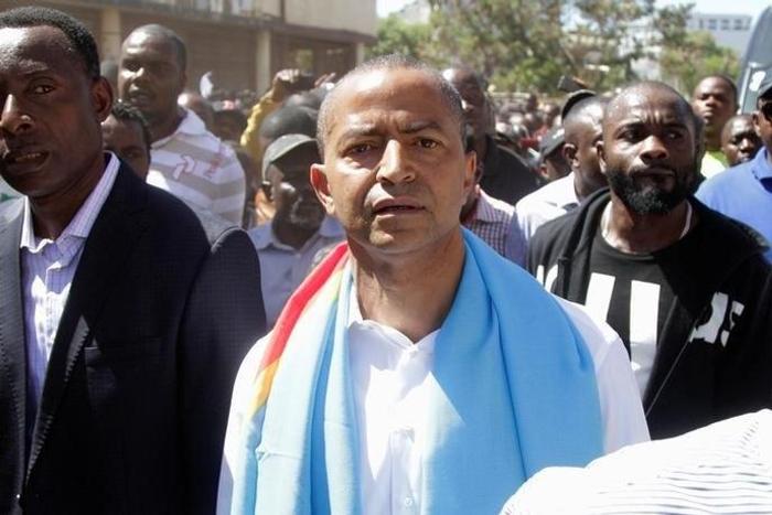 Democratic Republic of Congo's opposition Presidential candidate Moise Katumbi is escorted by his supporters in Lubumbashi, the capital of Katanga province of the Democratic Republic of Congo, May 11, 2016.