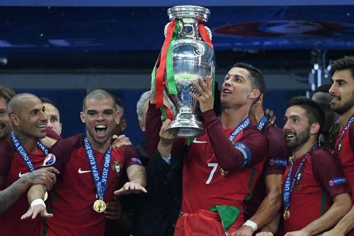 ___5251431___https:______static.pulse.com.gh___webservice___escenic___binary___5251431___2016___7___11___20___cristianoronaldo-cropped_1o0jakty547mi10h8s1aiuun5g