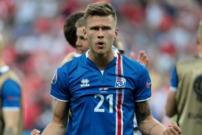 ___5182608___https:______static.pulse.com.gh___webservice___escenic___binary___5182608___2016___6___22___23___arnortraustason-cropped_eosmicas22o31j6gzcnt7ih6h