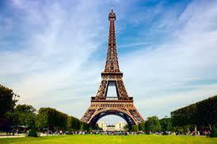 ___5106621___https:______static.pulse.com.gh___webservice___escenic___binary___5106621___2016___6___2___21___Eiffel+Tower
