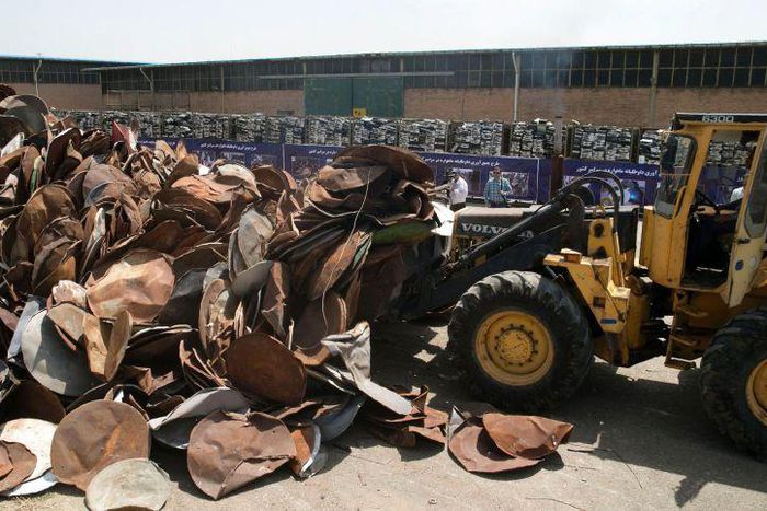 About 100,000 satellite dishes destroyed, because its causes divorce