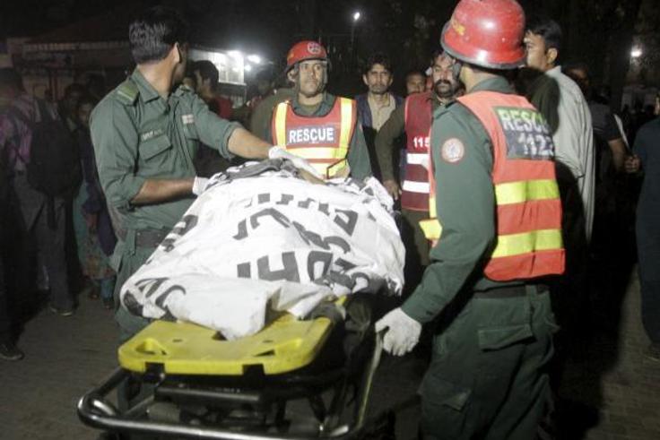 Suicide bomber targeting Christians kills 65, mostly women and children, in Pakistan park