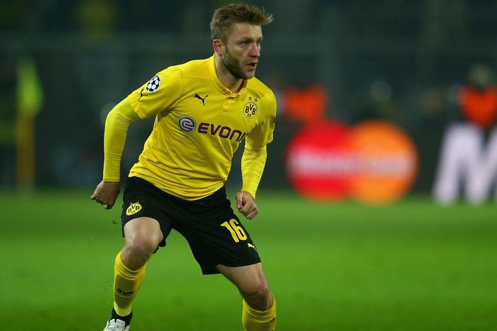 ___5236063___https:______static.pulse.com.gh___webservice___escenic___binary___5236063___2016___7___7___16___jakub-blaszczykowski-cropped_1qru0w7ikkqk71932s8xs59msk_1