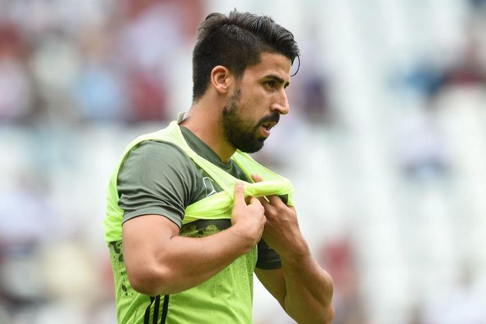 ___5091490___https:______static.pulse.com.gh___webservice___escenic___binary___5091490___2016___5___30___20___samikhedira-cropped_nv785i9jikf3zw5cc3ci6gf6