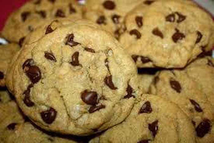 ___4914724___https:______static.pulse.com.gh___webservice___escenic___binary___4914724___2016___4___13___14___Chocolate+chip+cookies