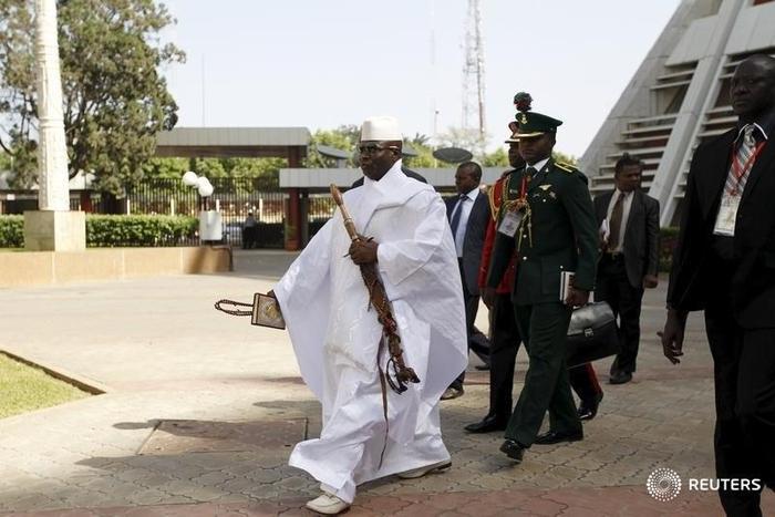 Gambia's President Yahya Jammeh arrives to the opening of the 48th ordinary session of ECOWAS Authority of Head of States and Government in Abuja, Nigeria, December 16, 2015 REUTERS/Afolabi Sotunde
