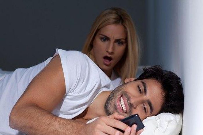 How to catch a cheating spouse