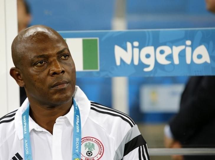 Nigeria's coach Stephen Keshi looks on before their 2014 World Cup Group F soccer match against Bosnia and Herzegovina at the Pantanal arena in Cuiaba June 21, 2014.