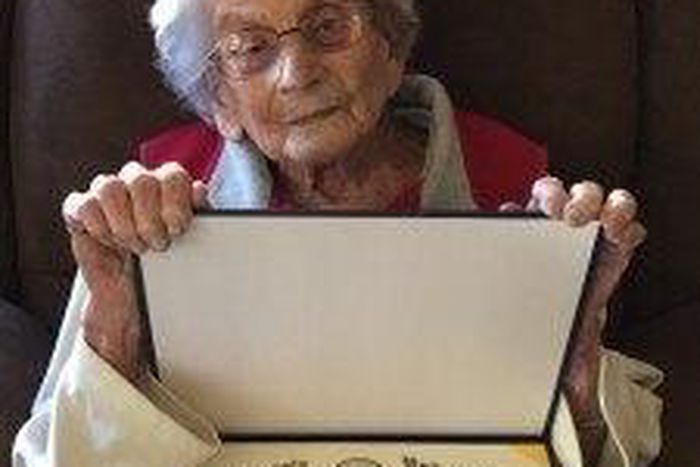 102-year-old woman bags degree in USA