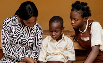 How to teach your native language to your children without compromising your schedule