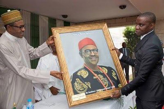 President Muhammadu Buhari meets with Nigerians in India