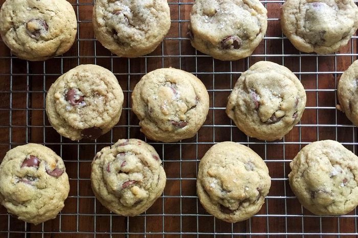 ___4577490___https:______static.pulse.com.gh___webservice___escenic___binary___4577490___2016___1___19___14___chocolate+chip+cookies