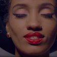 Di'Ja in 'Take kiss'